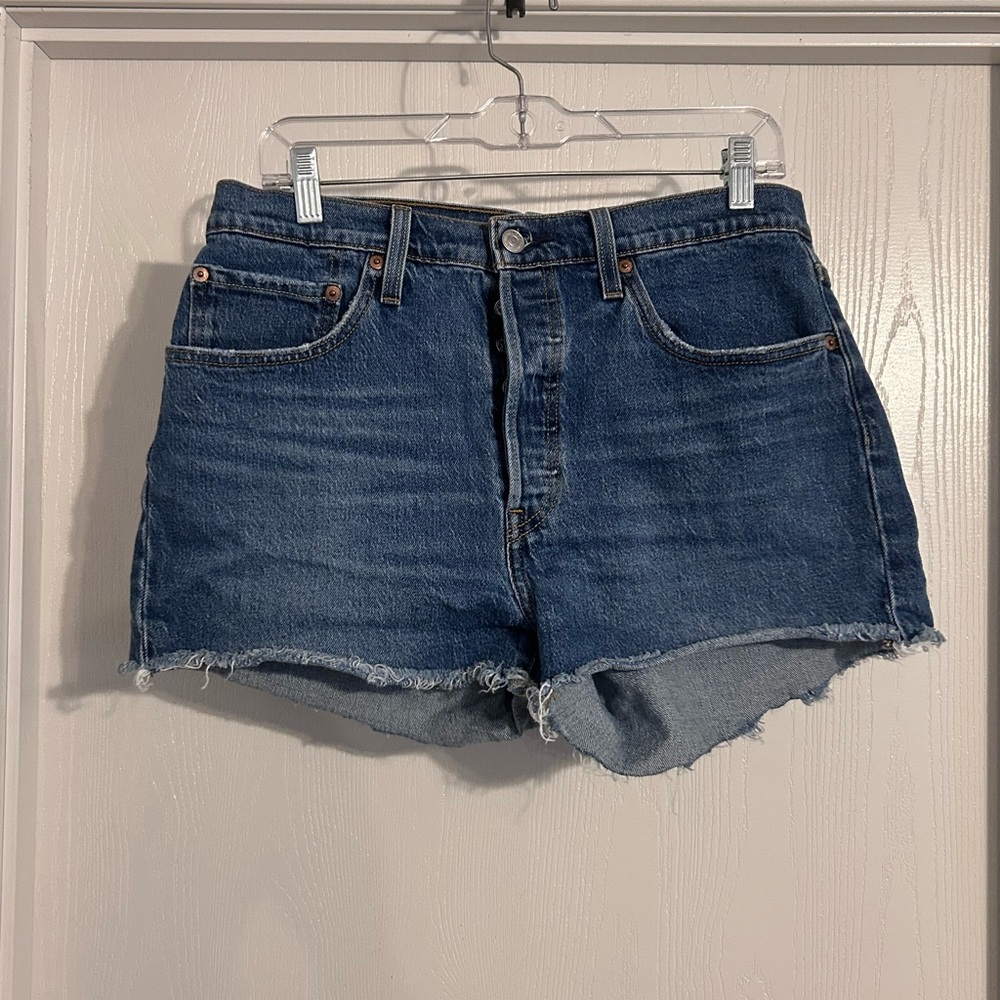 Levi's | 501 Classic Blue Jean Shorts | Size 31
